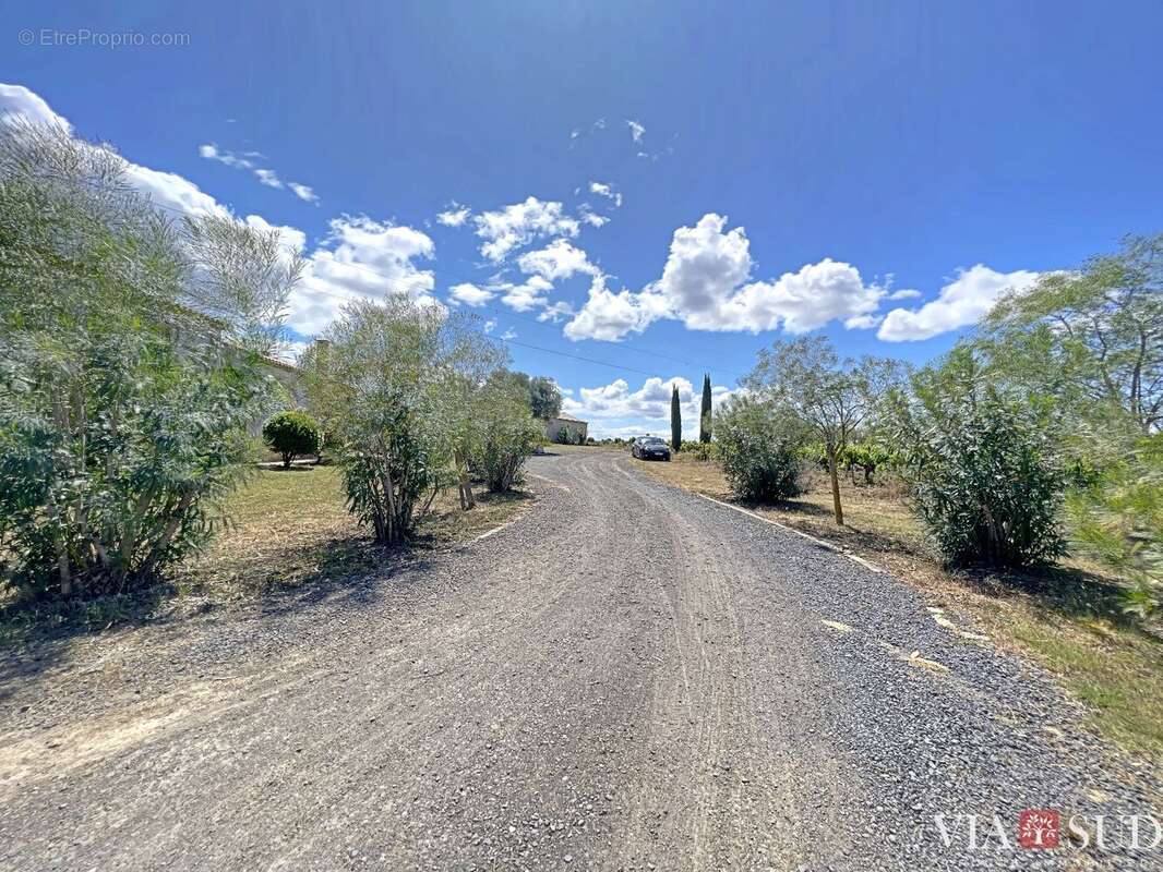 Maison à ESPONDEILHAN