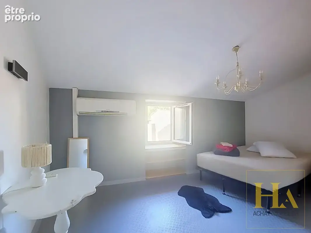 Un duplex atypique plein de charme à deux pas du centre-ville ! - photo 9
