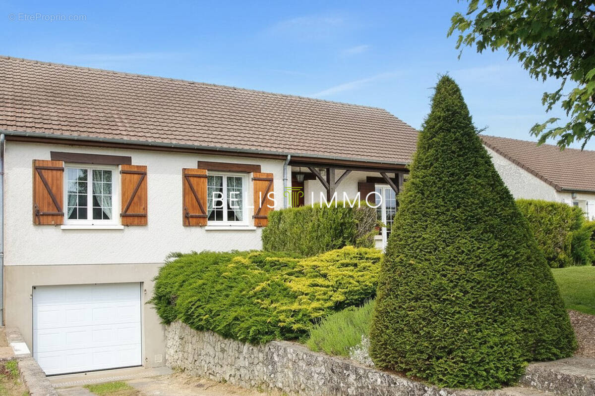 Maison à MONTLOUIS-SUR-LOIRE