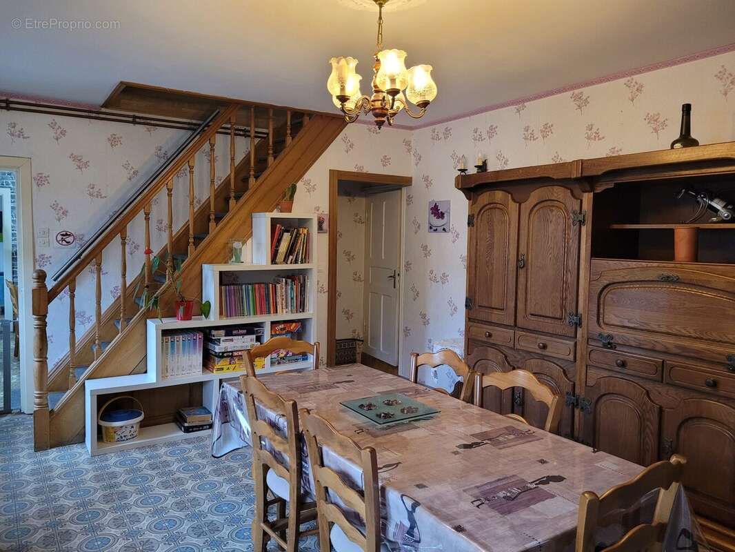 Maison à BEUGNIES