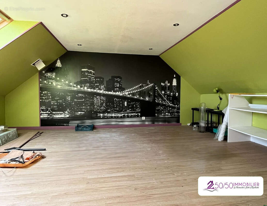 Maison à SAINT-THONAN