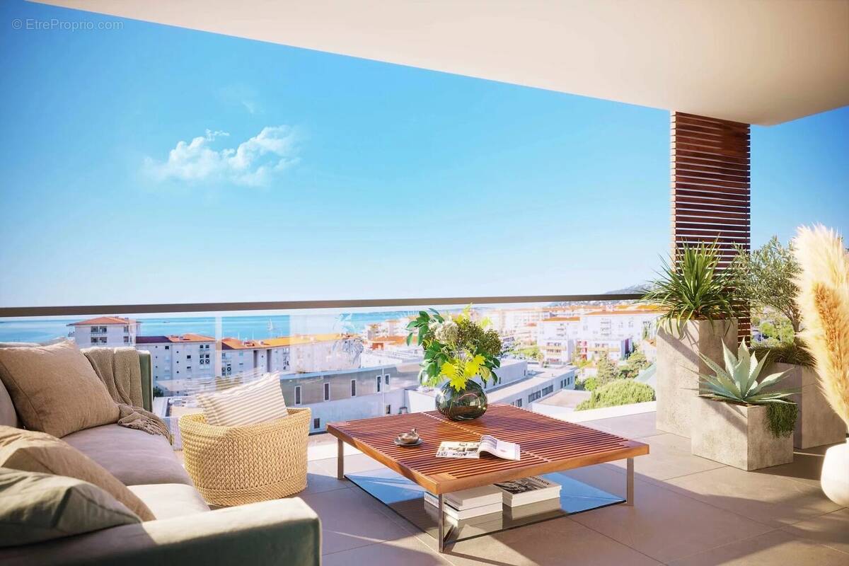 Offre d'exception: 4 pièce Juan les Pins au dernier étage et vue mer - photo 4