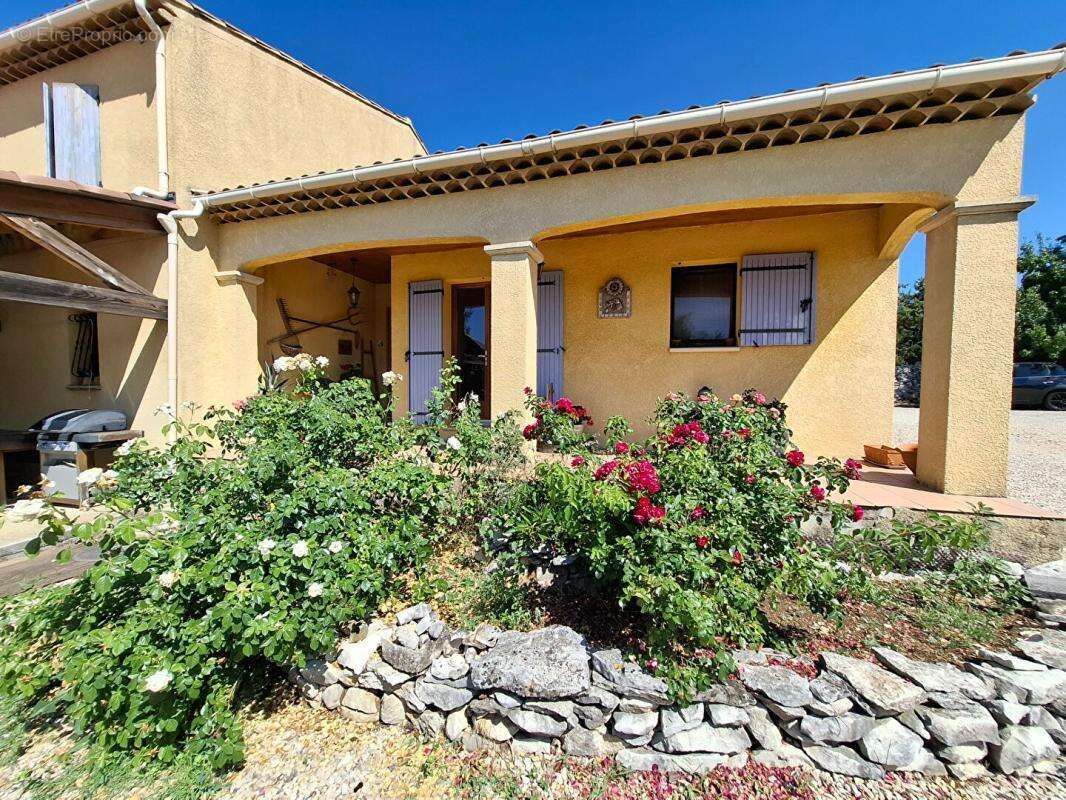 Belle villa 124 m² avec garage sur un terrain de 3600 m² - aurel 84390  399000 - photo 5
