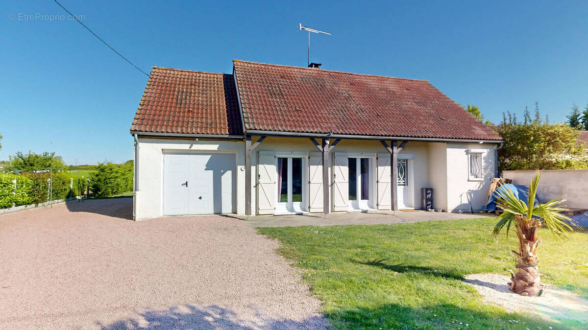 Maison à BESSAY-SUR-ALLIER