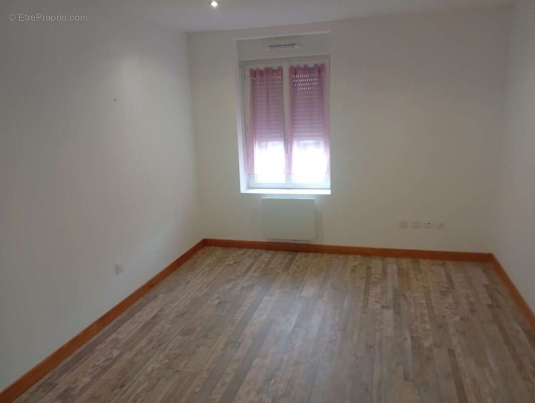 Photo 6 - Maison à RAISMES
