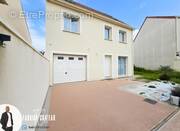 Maison à PIERRELAYE