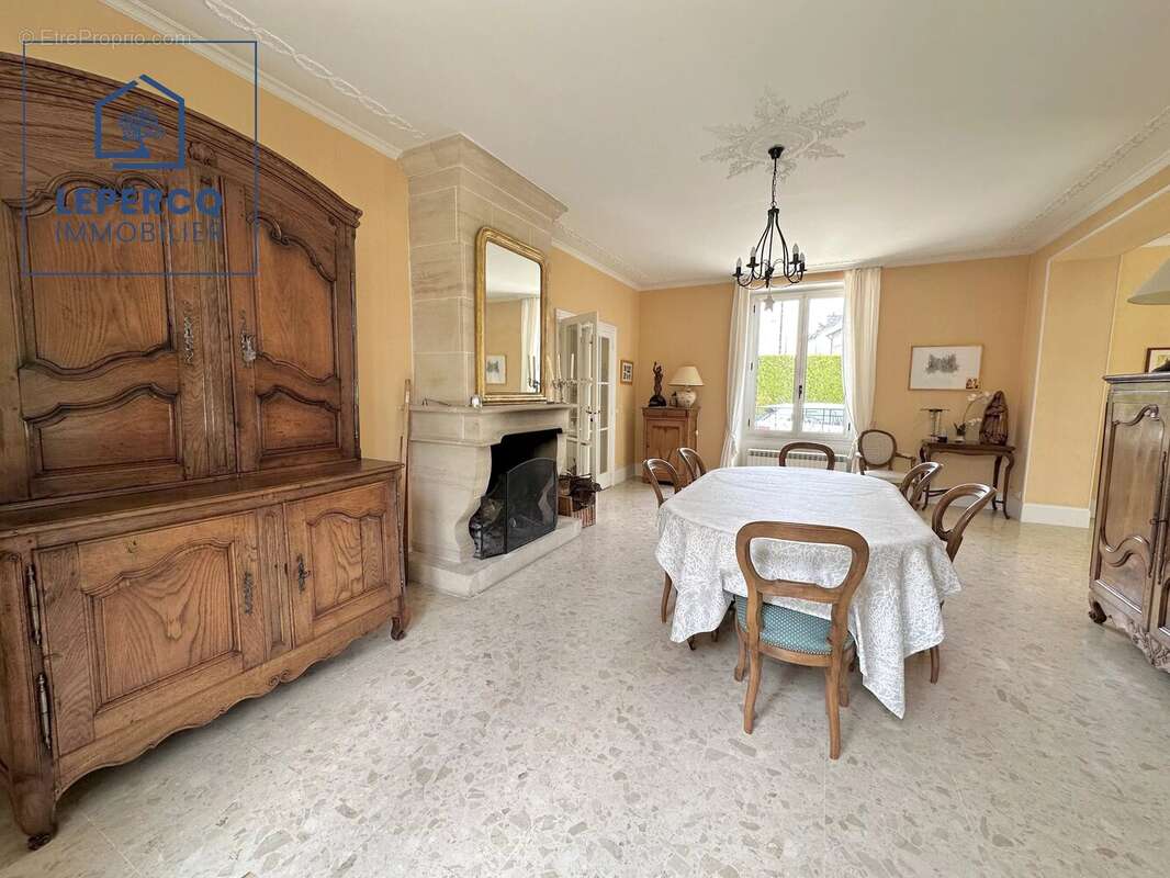 Maison à VILLERS-COTTERETS