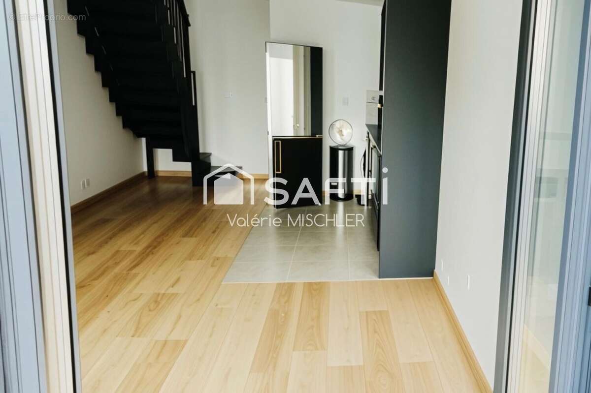 Photo 2 - Maison à BAGNOLET