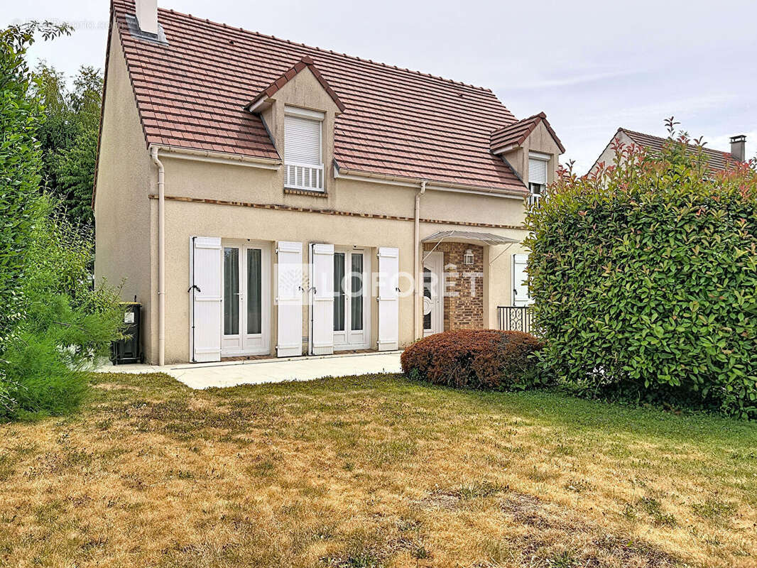 Laforêt Luzarches propose - Maison Villaines Sous Bois 6 pièce(s) 121.91 m2 - photo 17