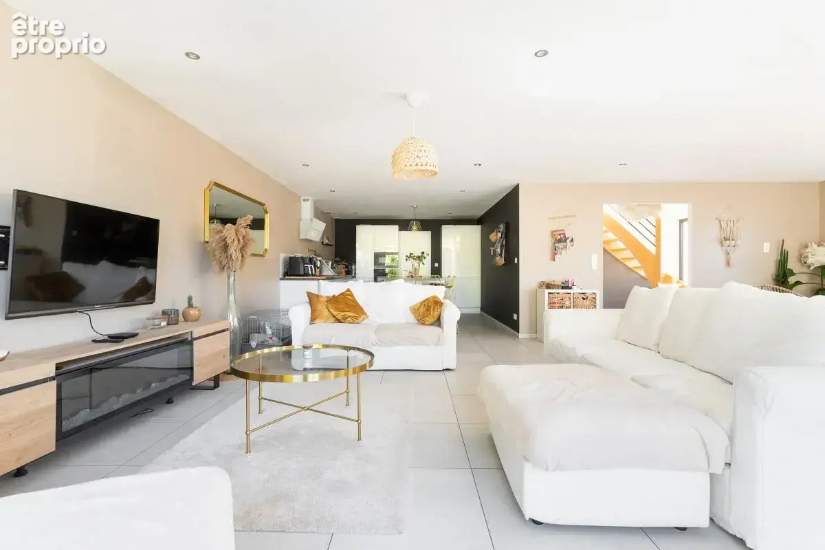 Maison 7 pièces 177 m² à vendre à Santes (59211) - photo 3