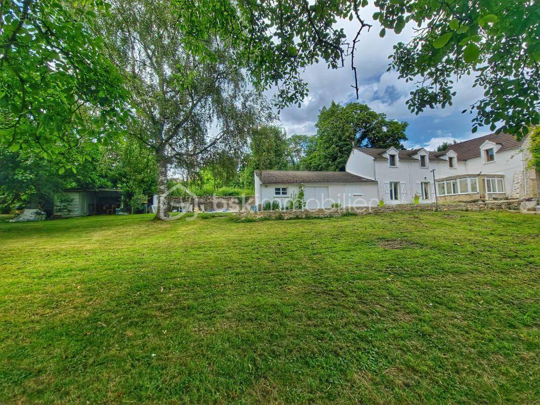 Maison à DAMMARTIN-EN-GOELE