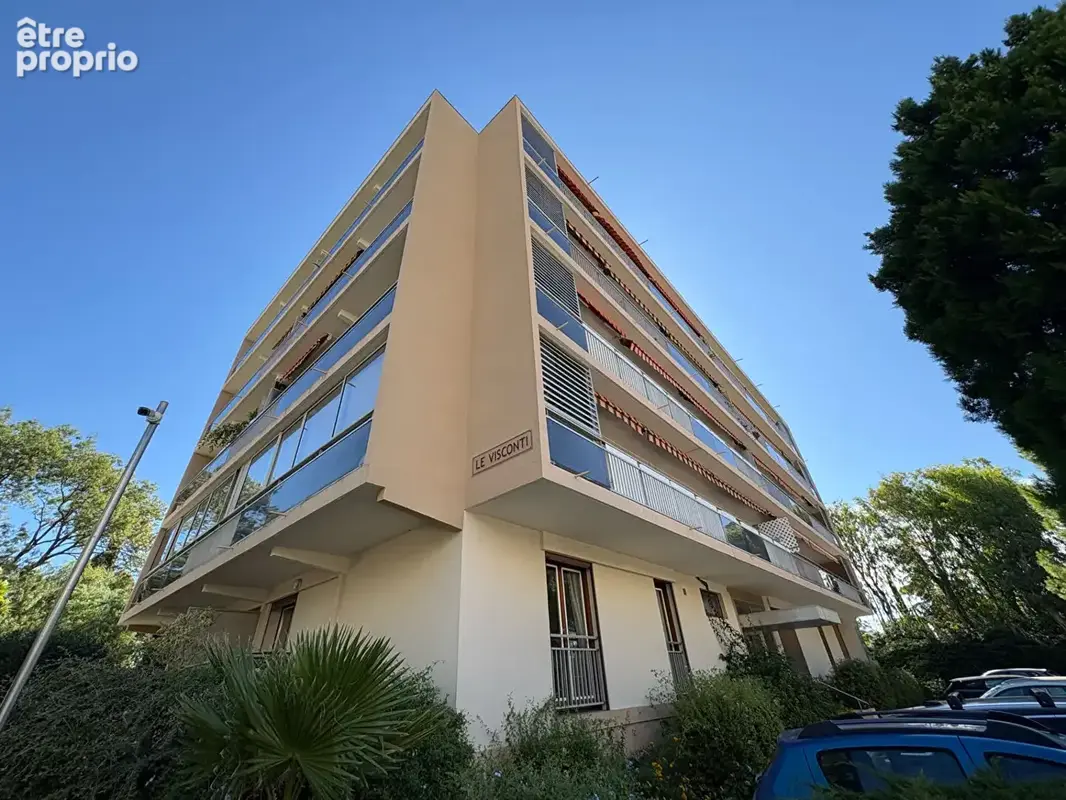 Appartement Hyères - T4 - 80 m2 - Stationnement - Cave - photo 7