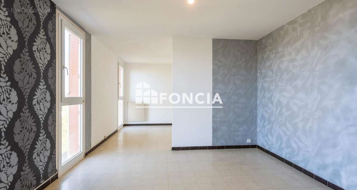 Appartement à SALON-DE-PROVENCE