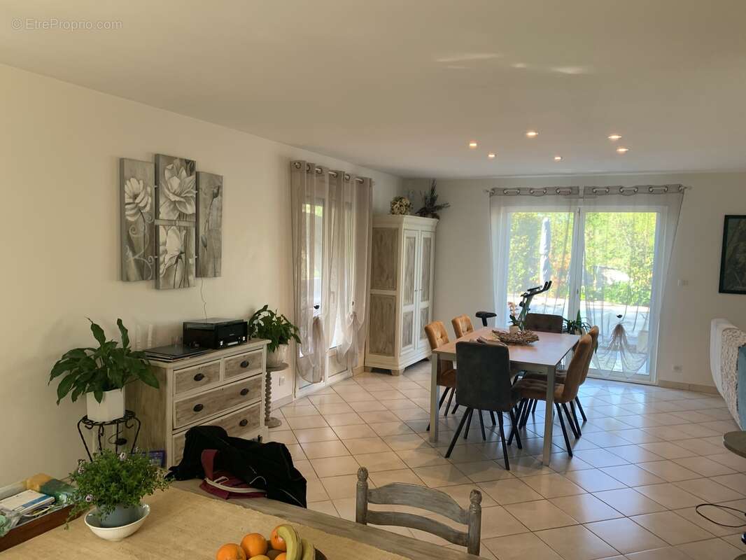 Maison 147 m² à Brignac-La-Plaine  - photo 104