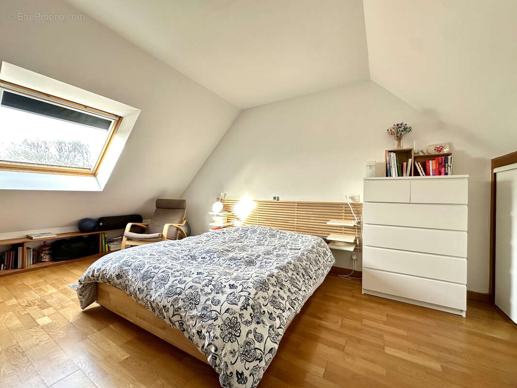 Maison à LA CHAPELLE-SUR-ERDRE