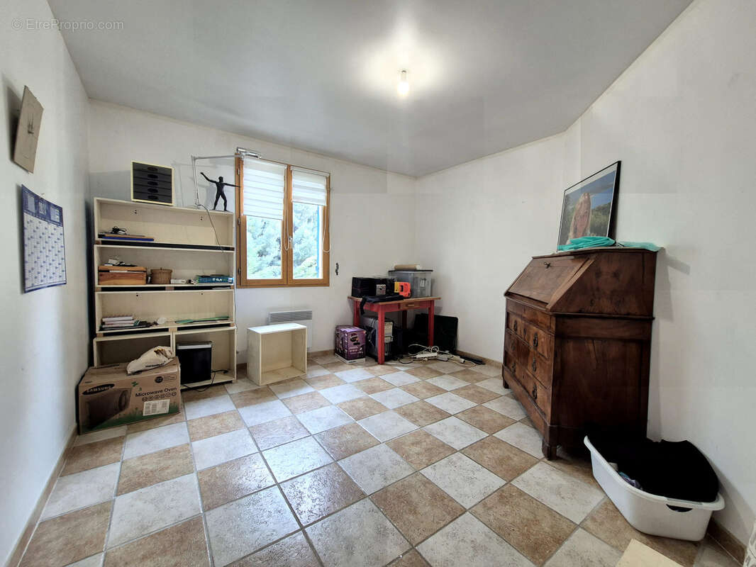 Maison à REGUSSE