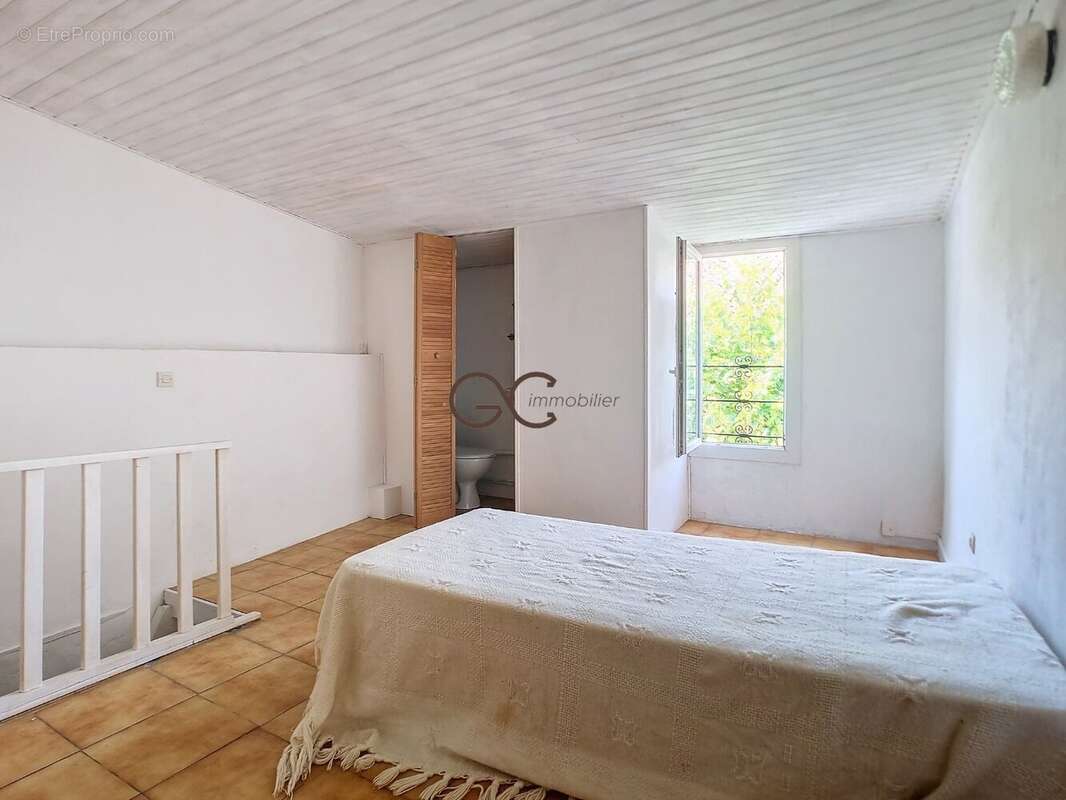 Maison à SAINT-CHINIAN