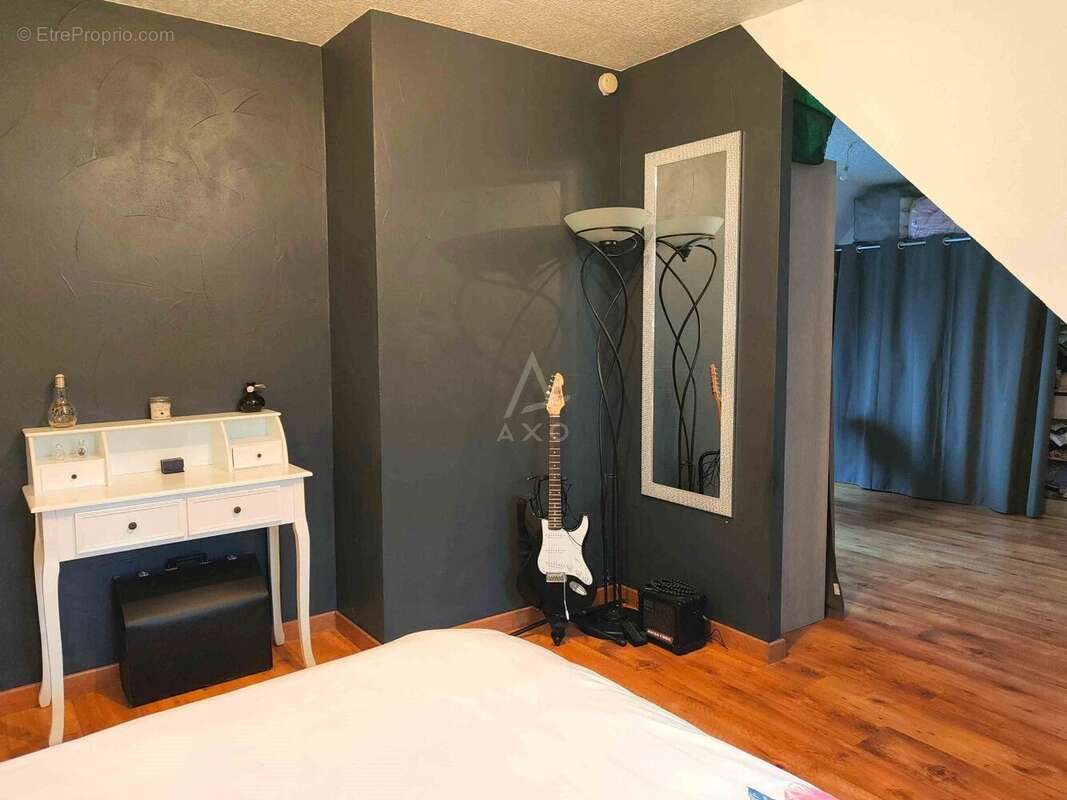 Maison à CHATEAUNEUF-SUR-SARTHE