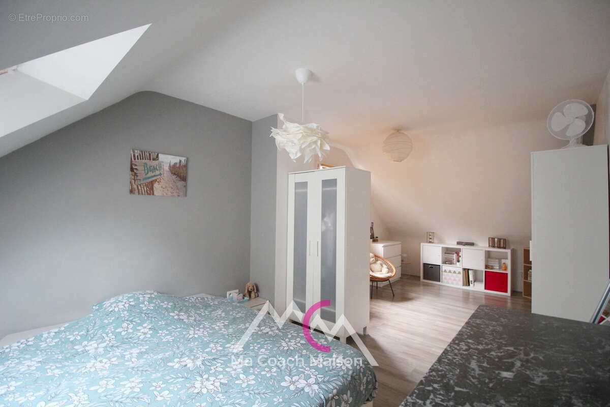 Maison à LA CHAPELLE-DES-MARAIS