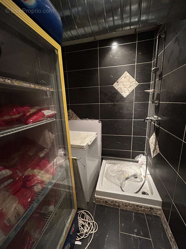 Commerce à SOMMIERES