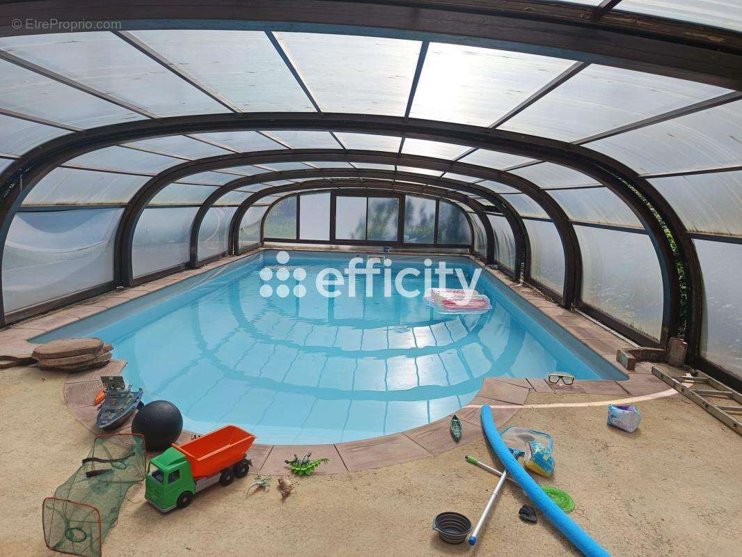 Maison à CONGE-SUR-ORNE