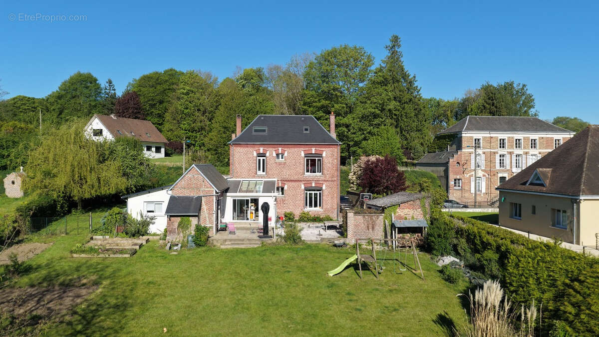 Appartement à DOMART-EN-PONTHIEU