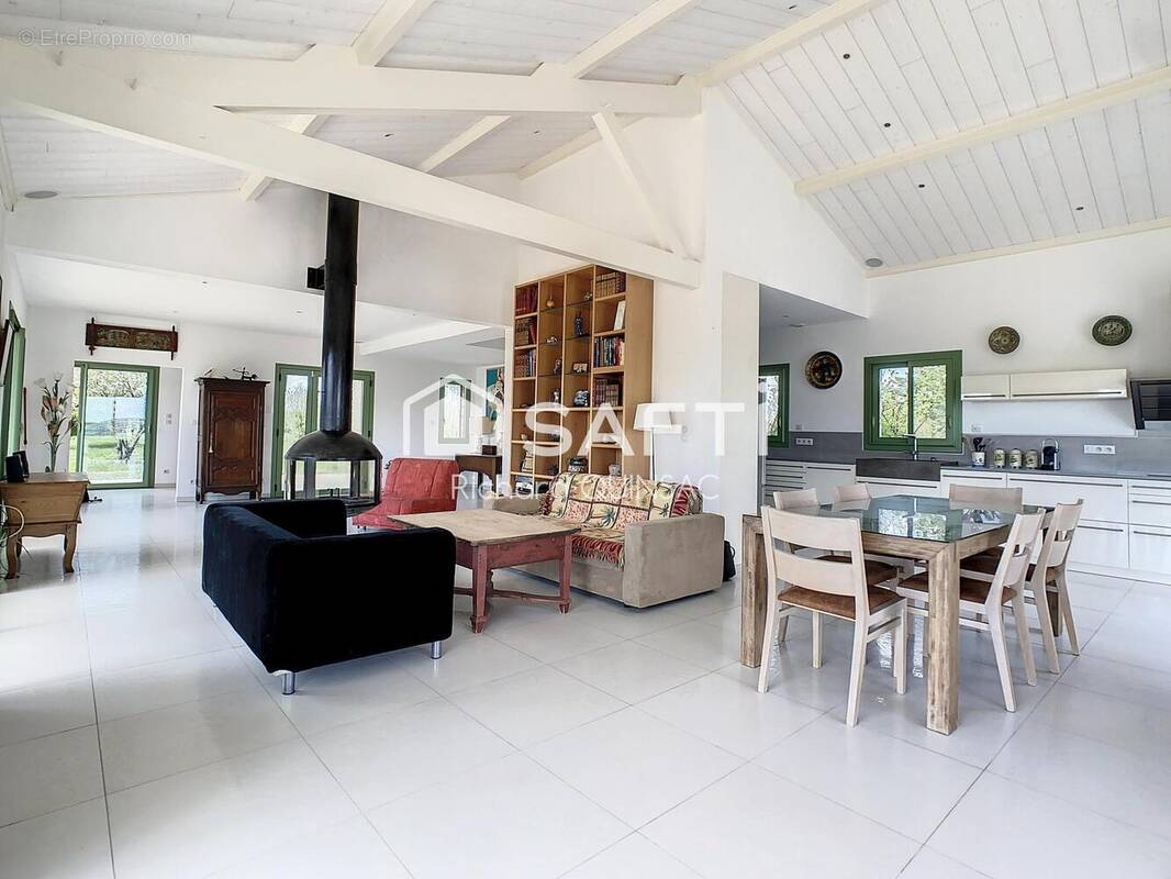 Photo 1 - Maison à SAINT-FROULT