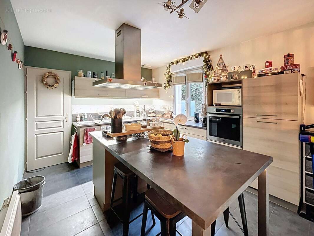 Maison à TOUSSUS-LE-NOBLE