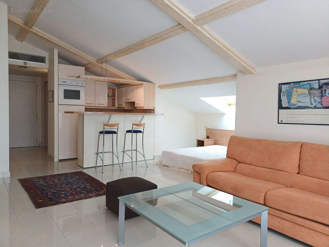 Appartement à FREJUS