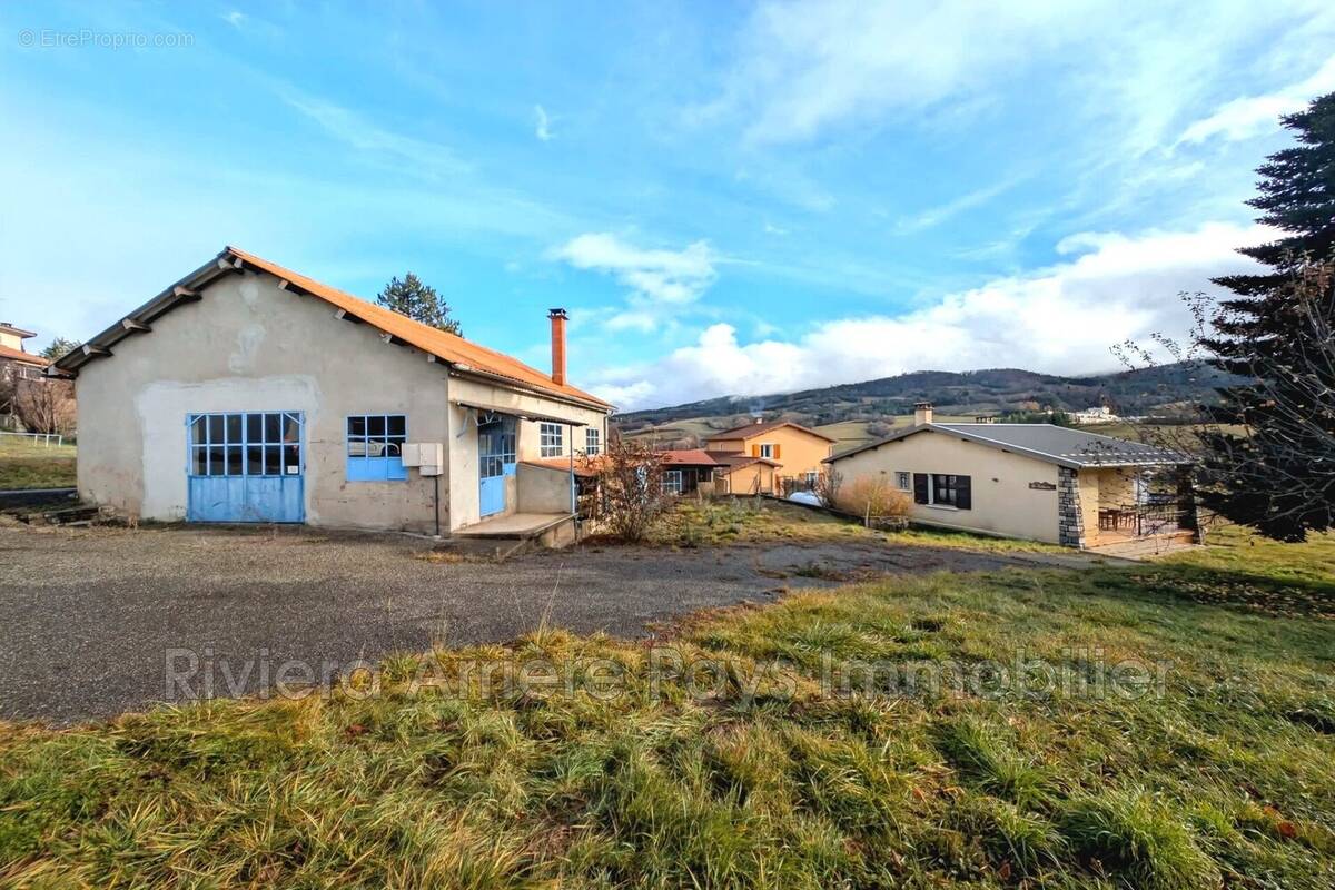 Maison à TURRIERS