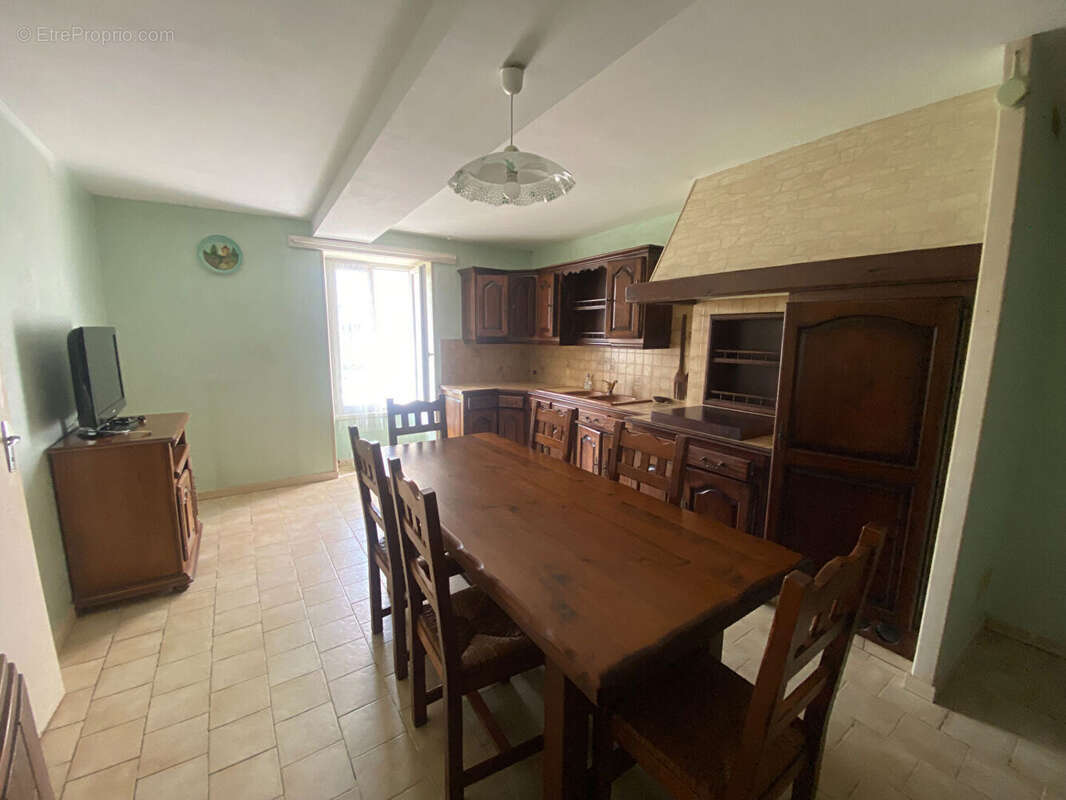 Maison à TONNAY-CHARENTE