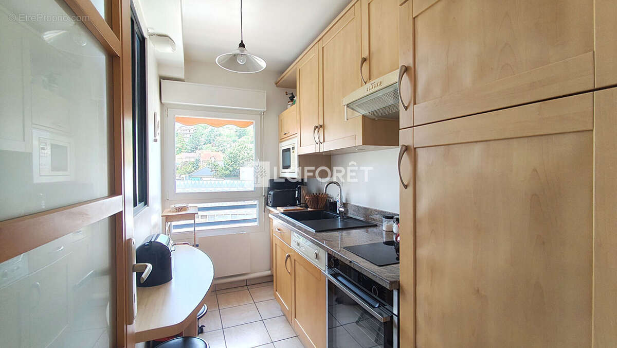 Appartement à JUVISY-SUR-ORGE