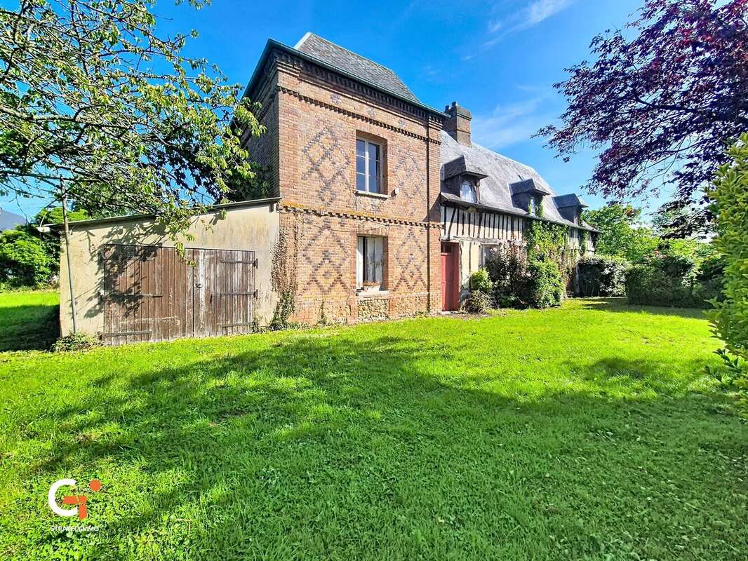 Maison à YVILLE-SUR-SEINE
