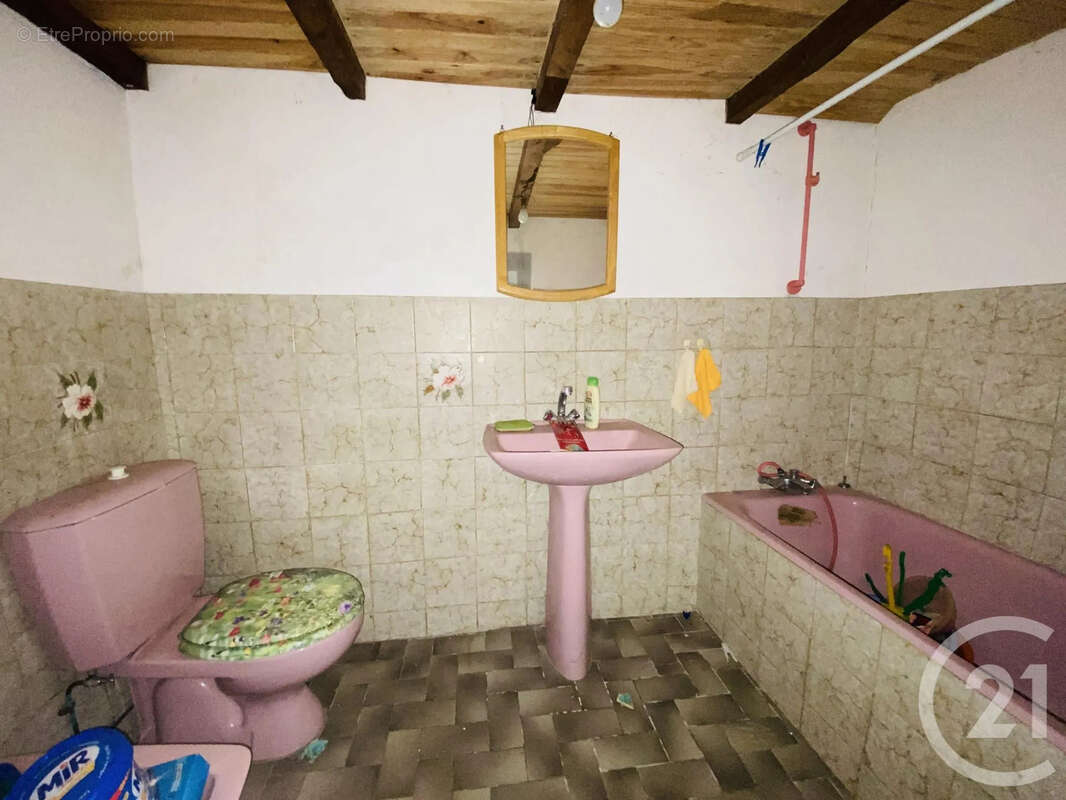 Maison à SAVIGNY-EN-REVERMONT