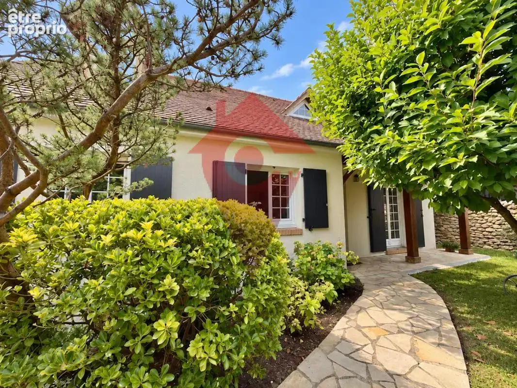 Maison 6 pièces 148 m² · à Orgeval · 148 m² · 680 000 €