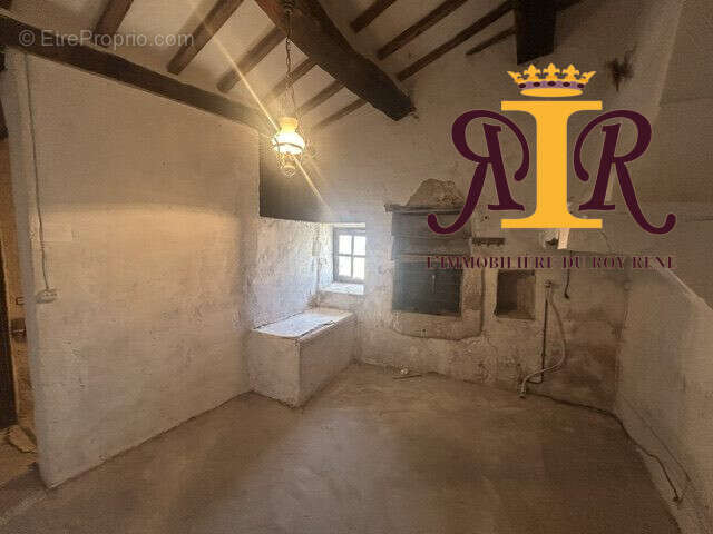Maison 4 pièces 56 m² à vendre à Lagarde-D'apt (84400) - photo 9