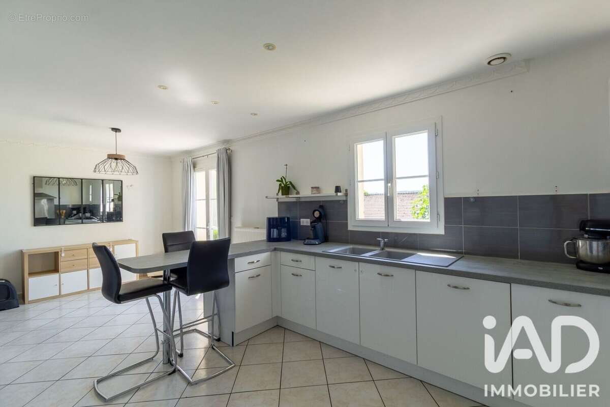 Maison 85 m² à Berneuil-Sur-Aisne  - photo 7