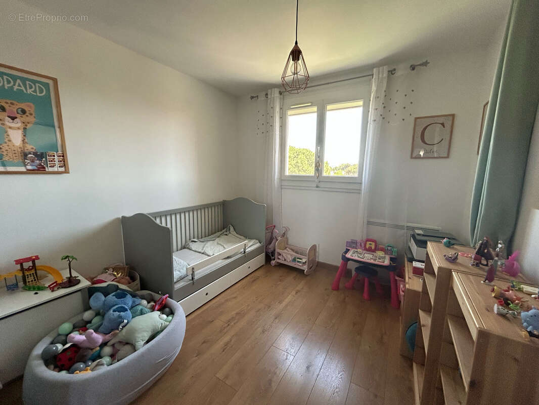 Appartement à MARSEILLE-12E