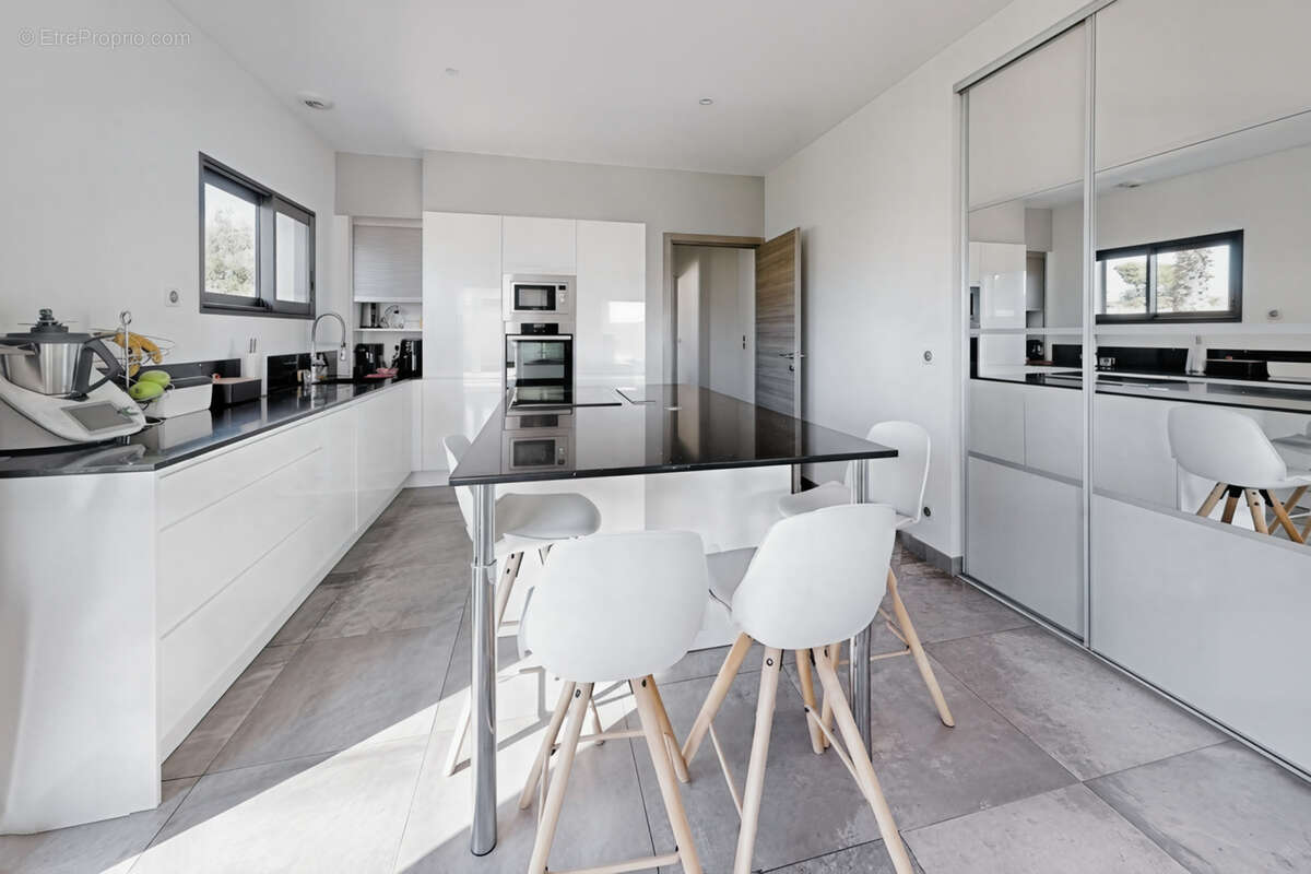 Maison à LES PENNES-MIRABEAU