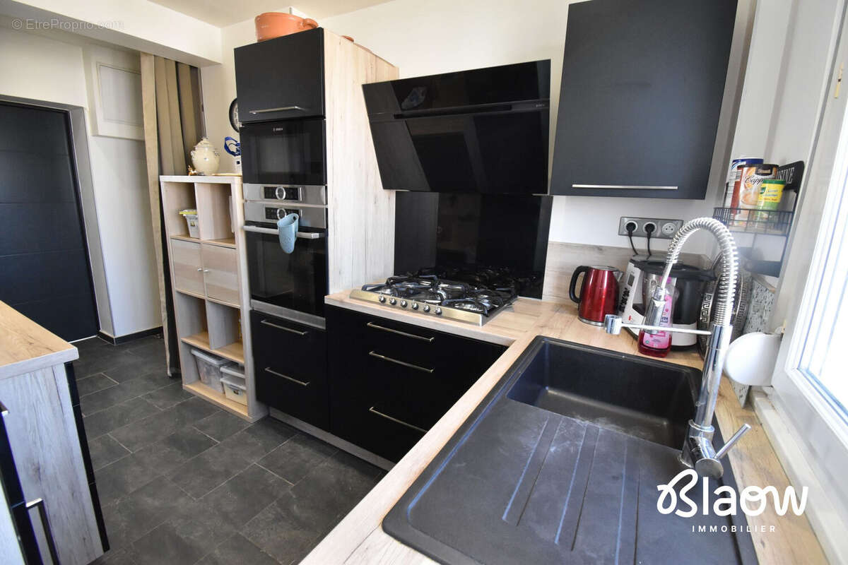 Appartement à MEYZIEU