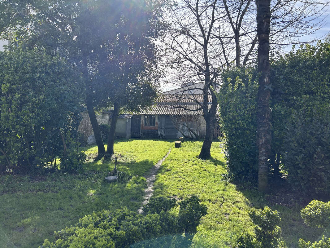 Maison à COGNAC