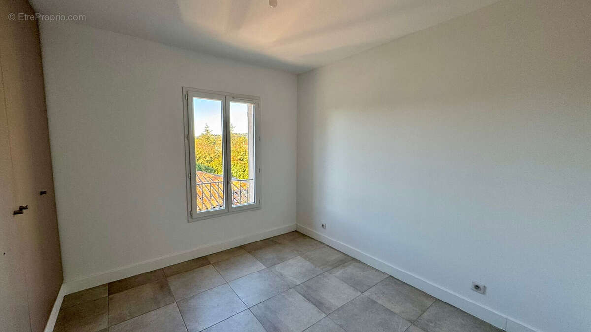 Commerce à AIX-EN-PROVENCE