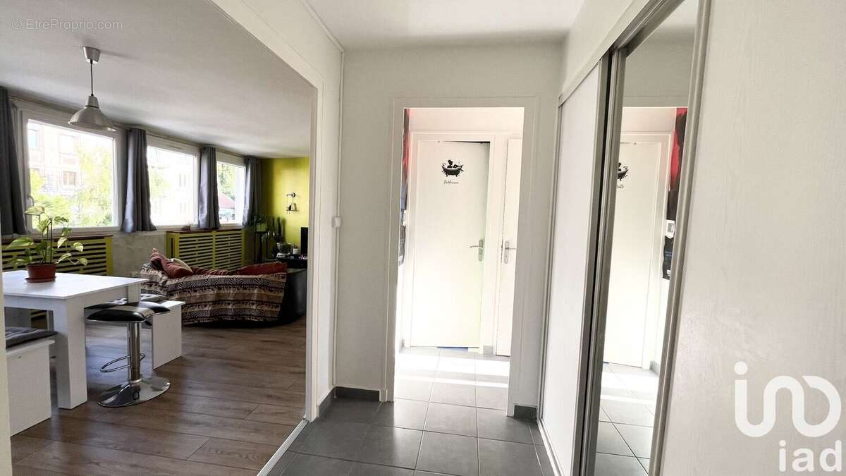 Photo 9 - Appartement à SAINT-ETIENNE