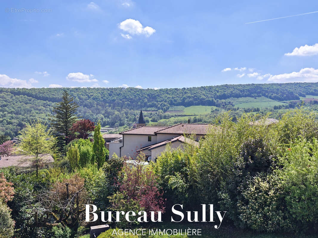 Maison à POLEYMIEUX-AU-MONT-D'OR