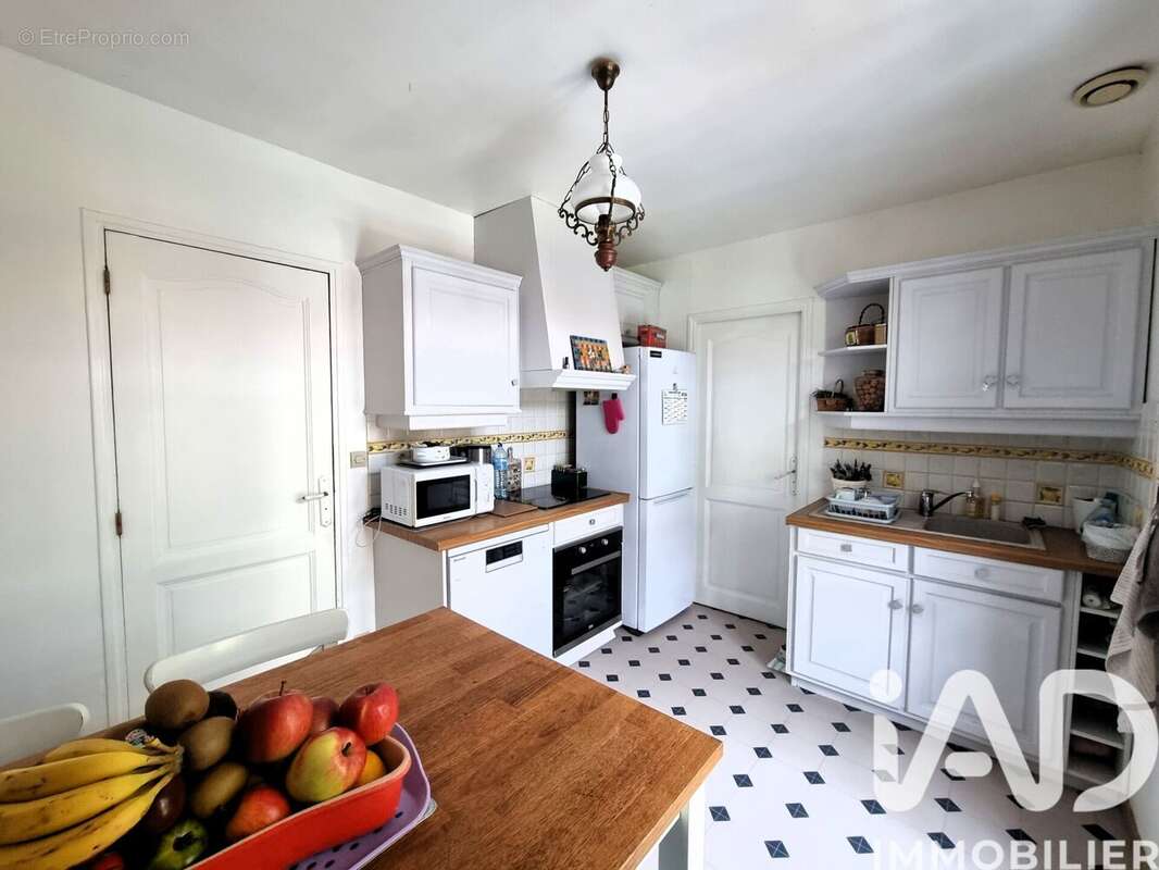 Maison 152 m² à Milly-La-Foret  - photo 9