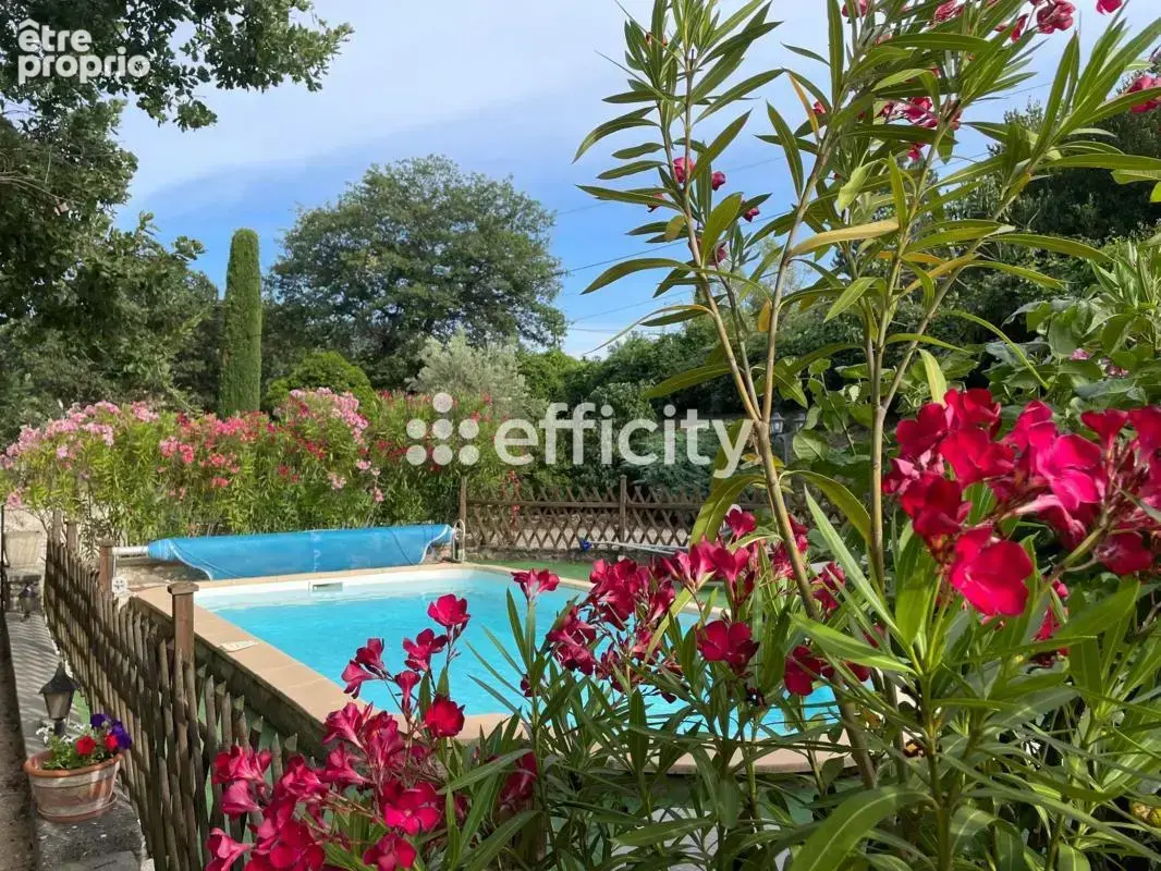 Maison 4 pièces 75 m² à vendre à Apt (84400) - photo 2