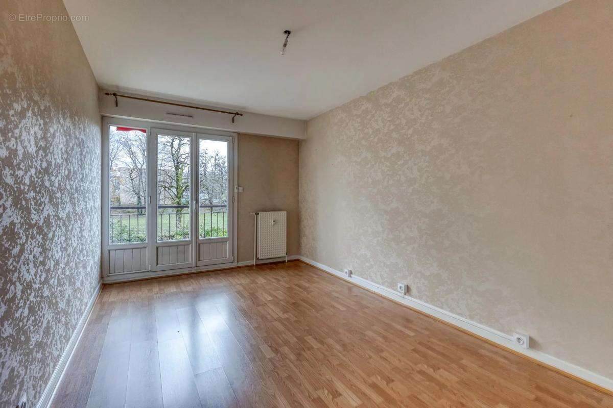 Appartement à ECHIROLLES