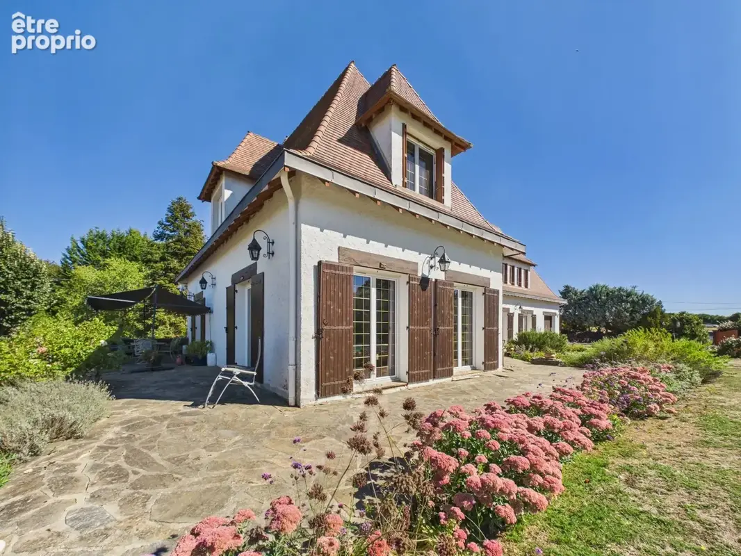 Impressionnant manoir avec piscine et vue sur la campagne - photo 18