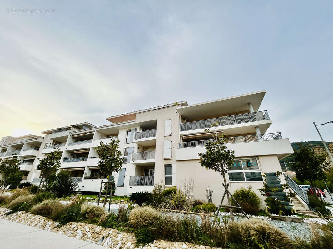 Appartement à LA FARLEDE