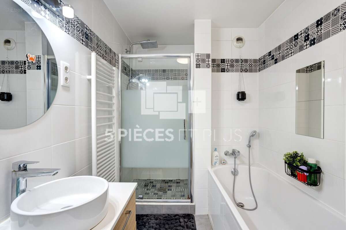 Appartement à GENNEVILLIERS